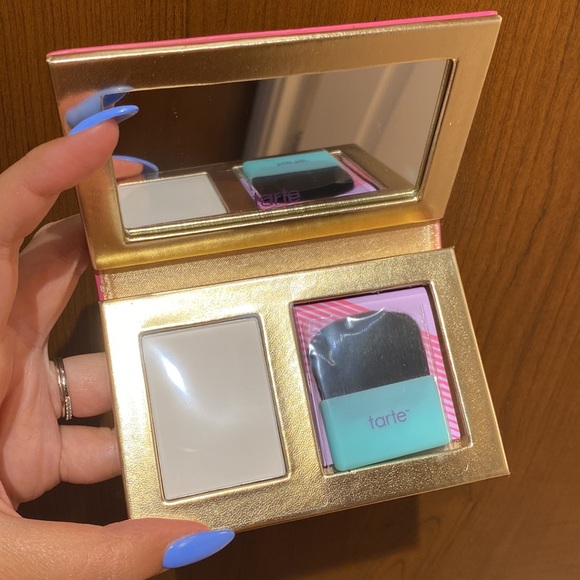 TARTE • Blot Party On-The-Go Mattifiers - Picture 2 of 4
